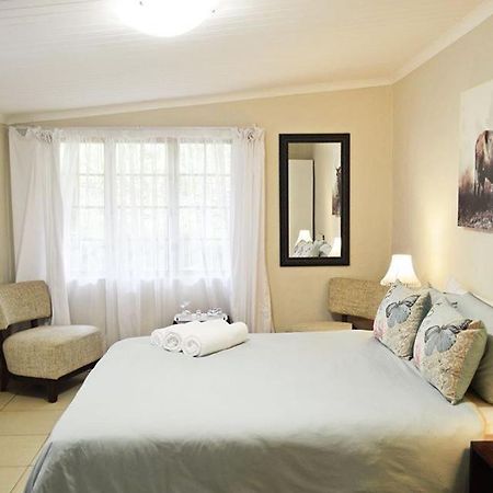 Country Lane Guesthouse 호윅 외부 사진