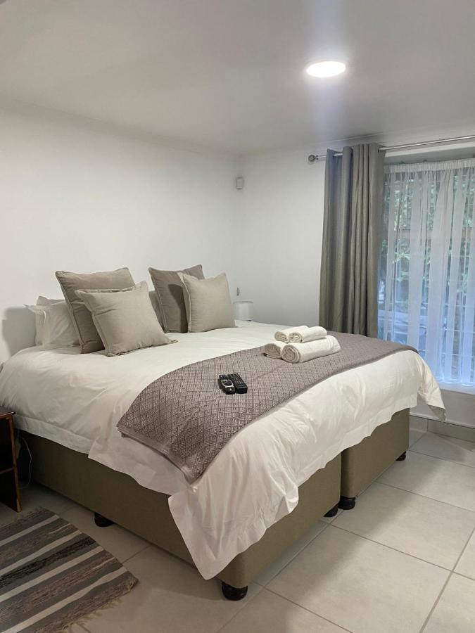 Country Lane Guesthouse 호윅 외부 사진