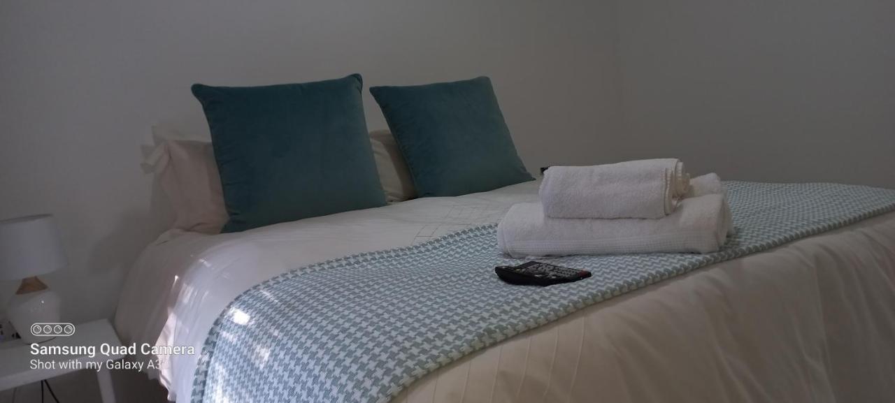 Country Lane Guesthouse 호윅 외부 사진