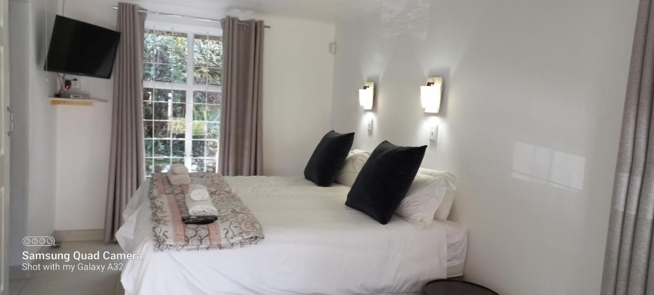Country Lane Guesthouse 호윅 외부 사진