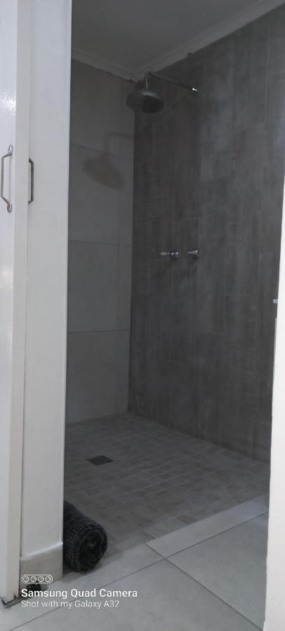 Country Lane Guesthouse 호윅 외부 사진