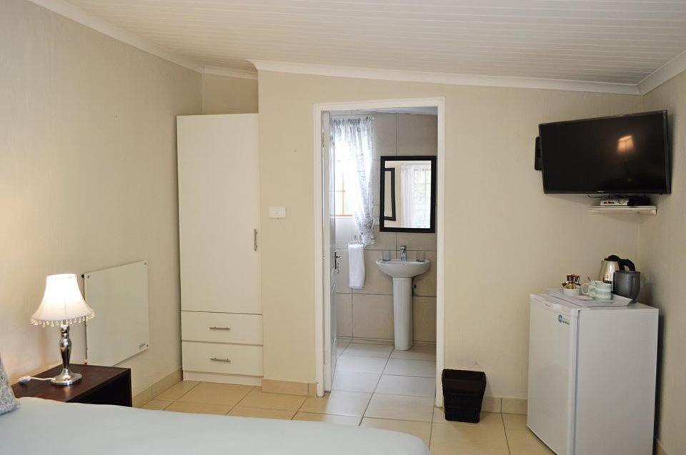 Country Lane Guesthouse 호윅 외부 사진